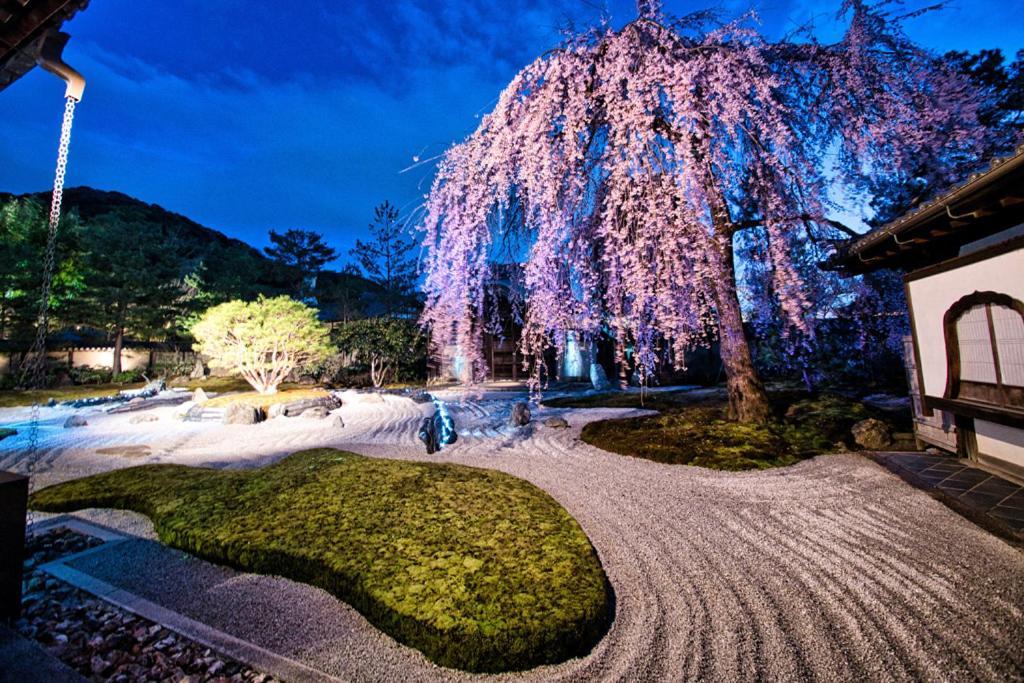 Gion Yasaka Guest House Saya เกียวโต ภายนอก รูปภาพ